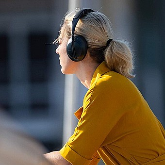 ������� �������� �� ���� ����� ���� BOSE ��� ��� BOSE 700