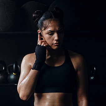 ������� ����� �������� TWS ���� BOSE ���� ��� SPORT EARBUDS