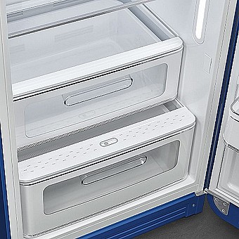���� 60 �"� ���� SMEG ��� FAB28
