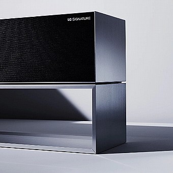 �������� ���� �� ��� ���� "65 4K OLED ���� LG �� �� ��� SIGNATURE OLED65R1