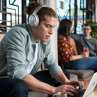 ������� �������� BOSE ��� QUIETCOMFORT QC35 II A